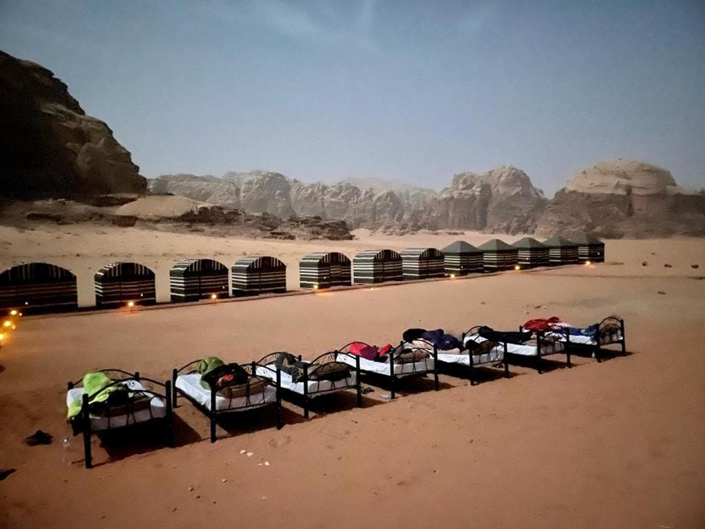 Hotel Bedouin Tours Camp Wadi Rum Exterior foto