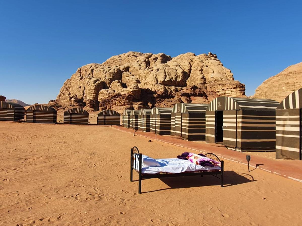 Hotel Bedouin Tours Camp Wadi Rum Exterior foto